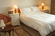 Arden House Room 3 en-suite