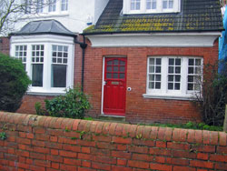 Photo of the outside of Seashells self-catering apartment
