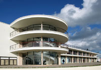 Photograph of the De La Warr Pavilion taken from the seafront side